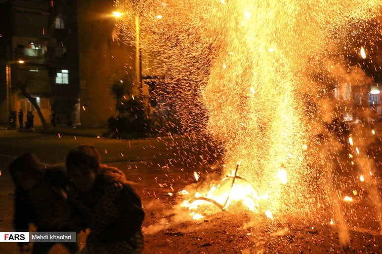 Chaharshanbe_Suri_2019_in_Tehran_07.jpg