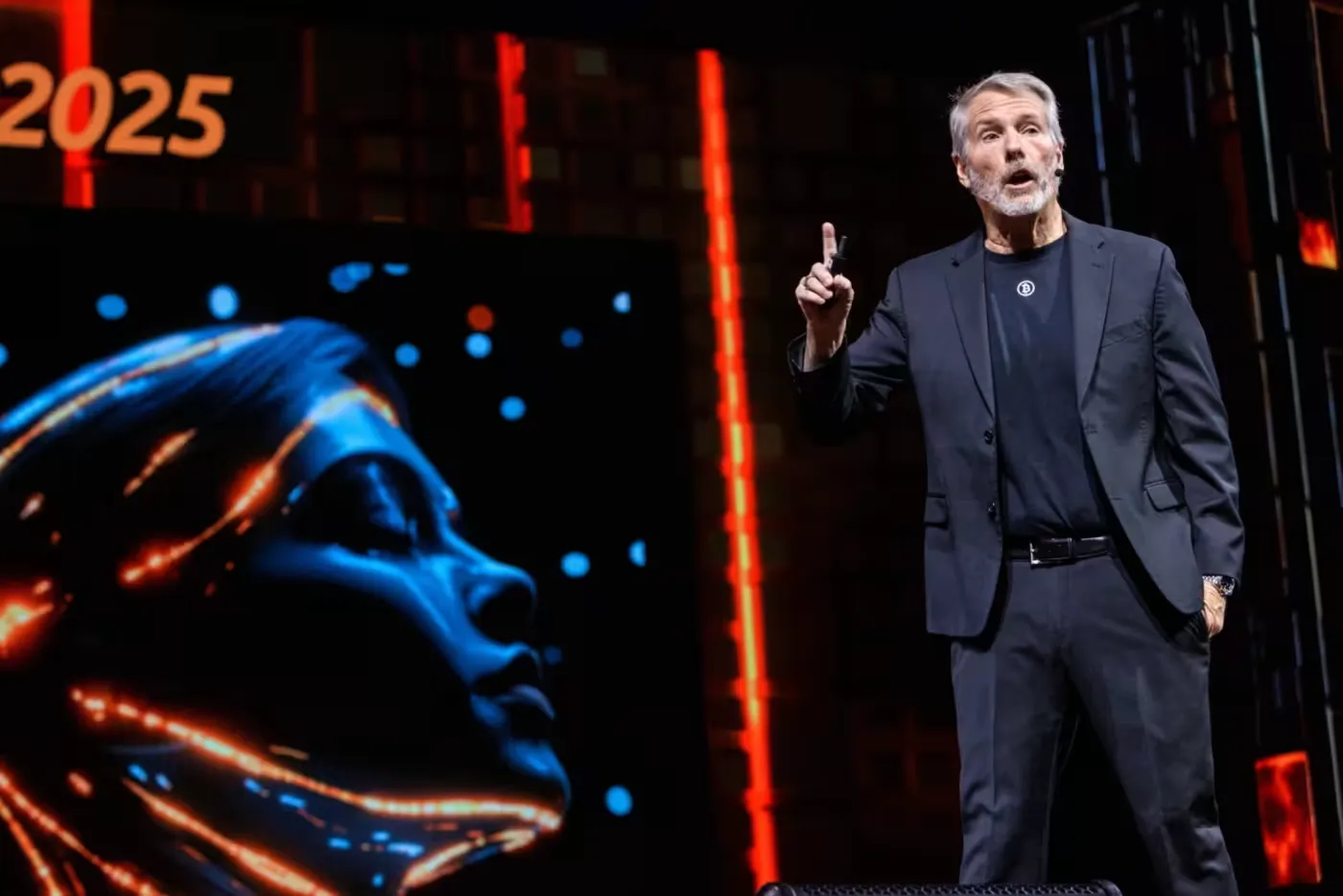 Why struggling companies are loading up on bitcoin - FT